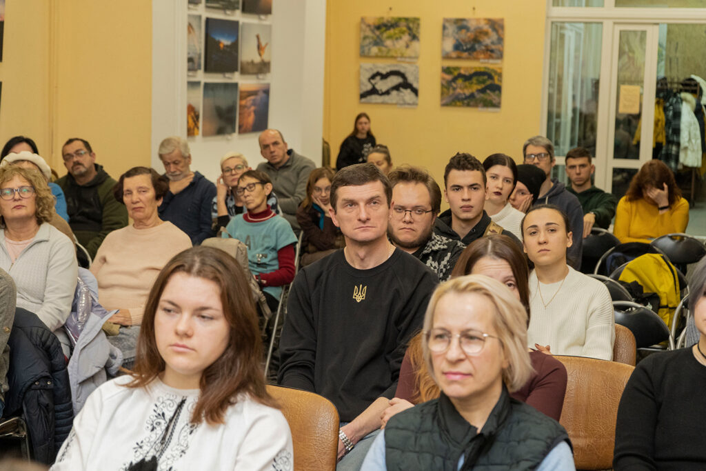 3 Кіпіані - ПроЩО: історії, які надихають в часи війні