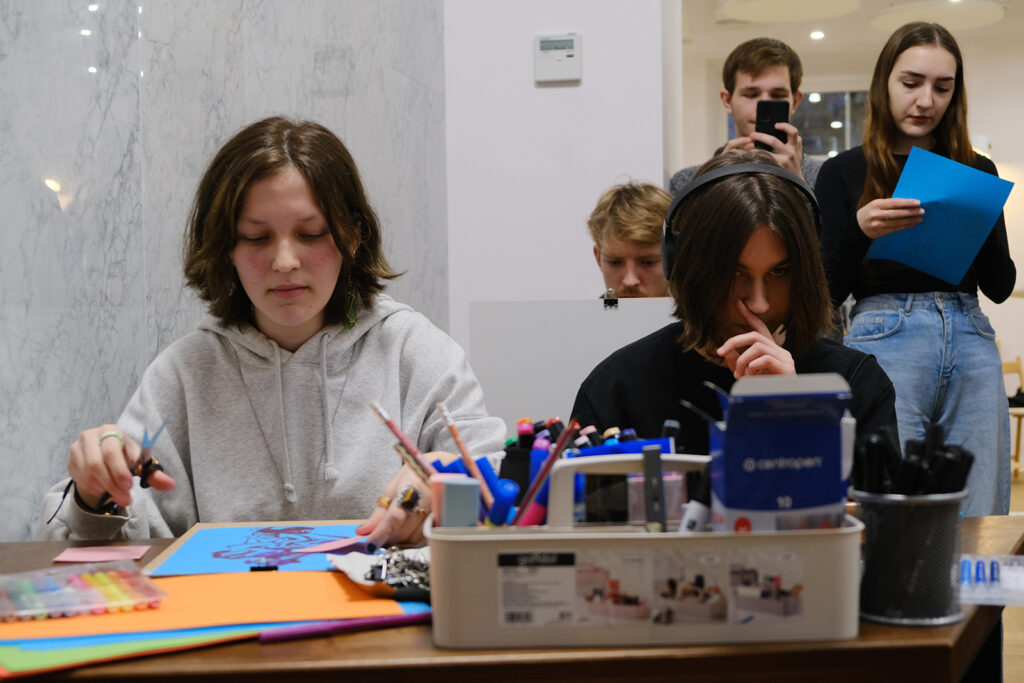 8 - ПроЩО: історії, які надихають в часи війні