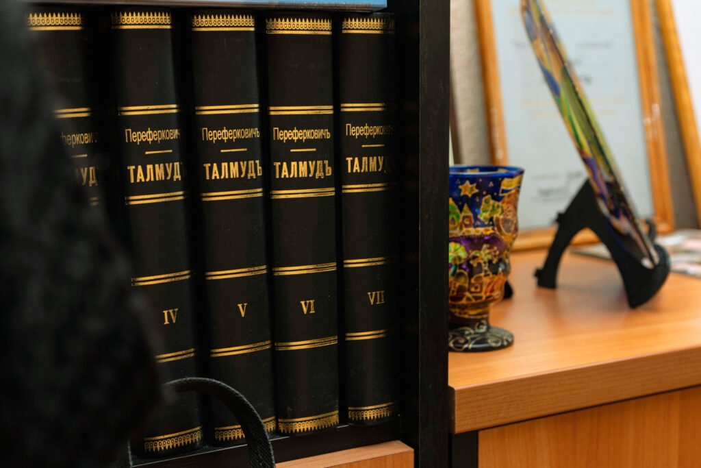 11 Михайло Гольденберг - ПроЩО: історії, які надихають в часи війні